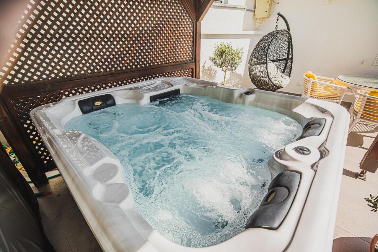 Downtown Luxury Apartments With Hot Tub Vodice Exterior foto