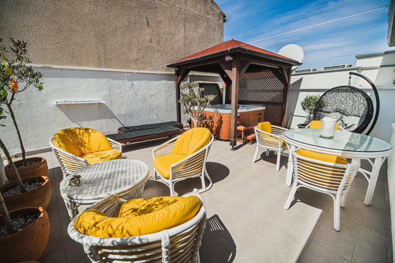 Downtown Luxury Apartments With Hot Tub Vodice Exterior foto