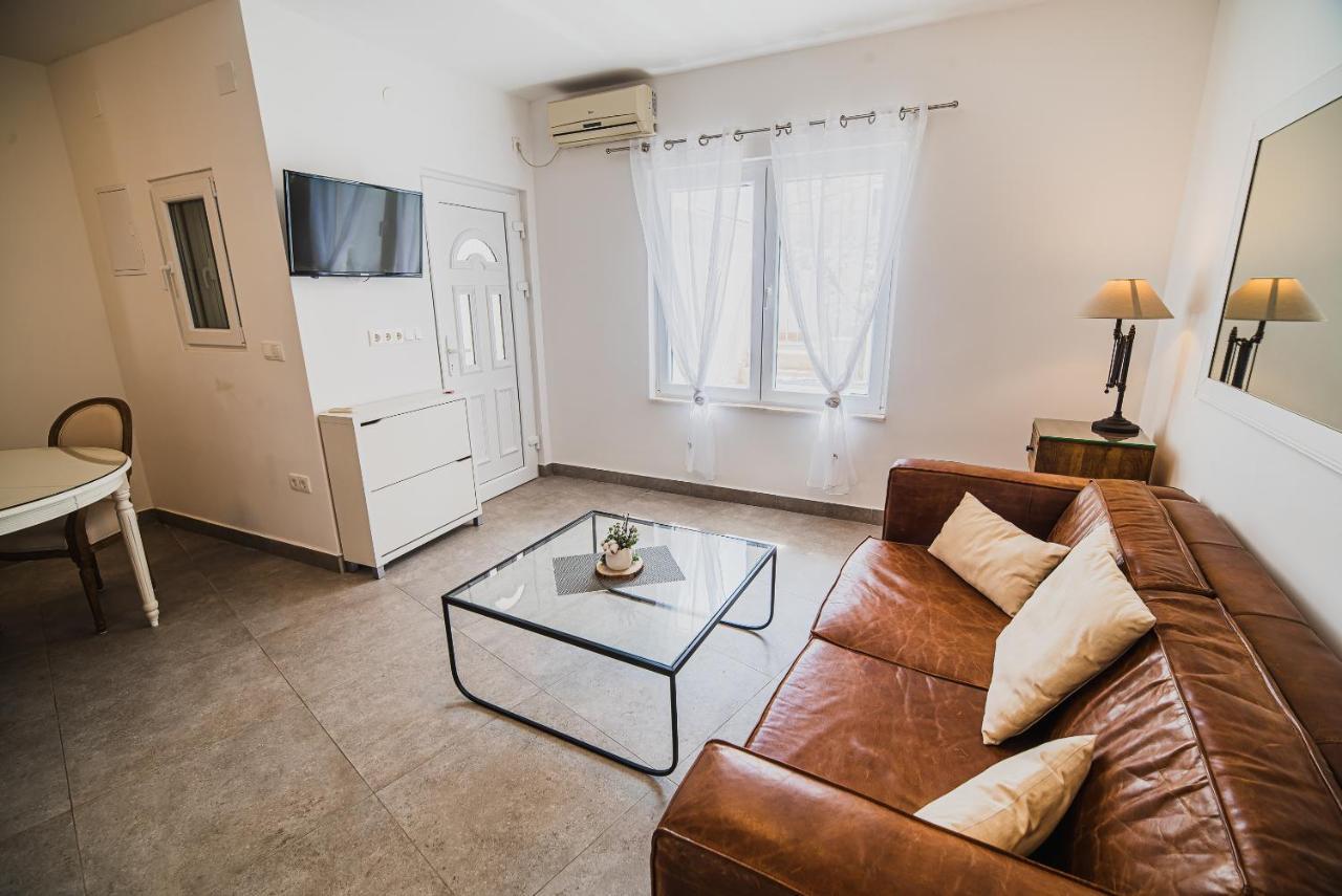 Downtown Luxury Apartments With Hot Tub Vodice Exterior foto
